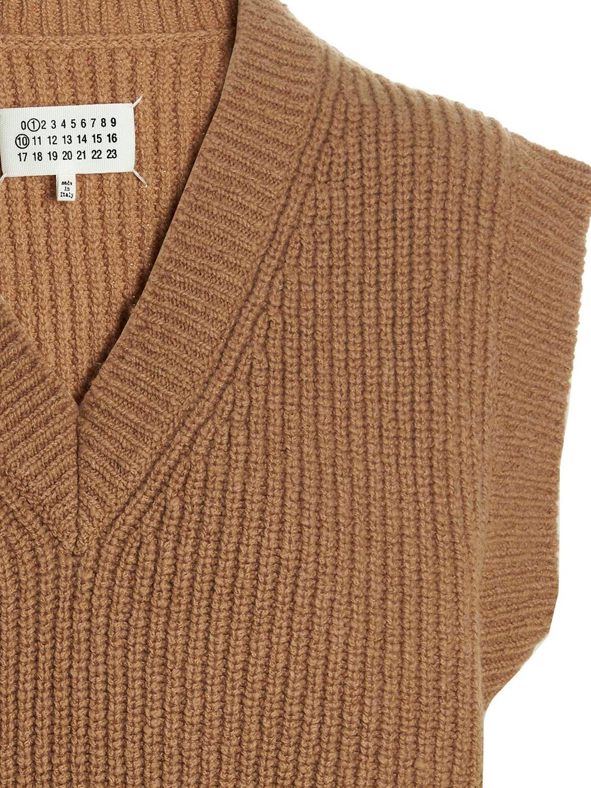 Maison Margiela V-Neck Straight Hem Knitted Vest