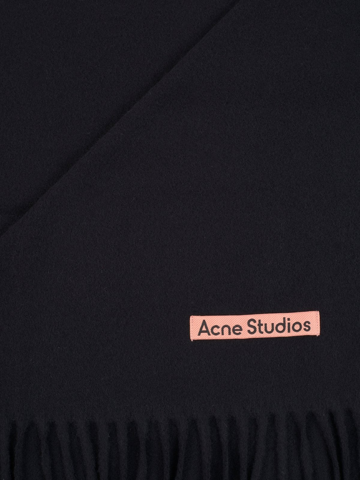Acne Studios 標誌貼片流蘇圍巾